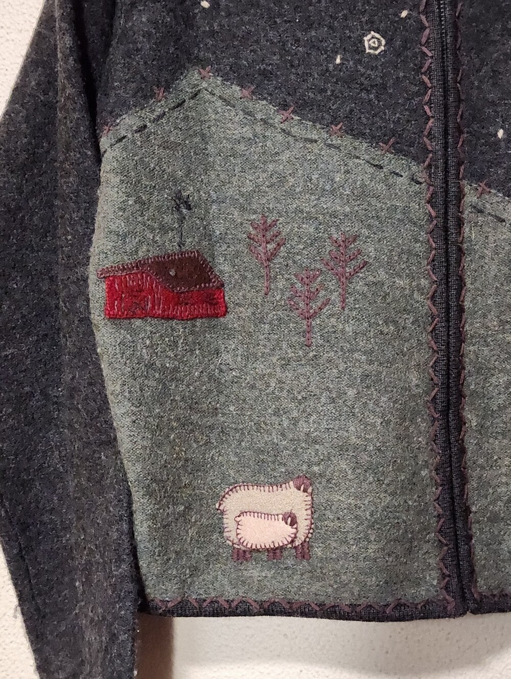 Vintage Woolrich 100% Wool Winter Scene Zip-Up Cardigan Sweater Large - Picture 3 of 9